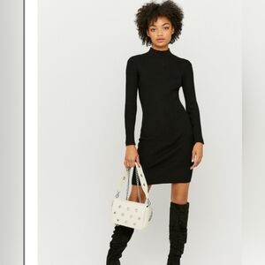 Black Long Sleeve Turtleneck Top